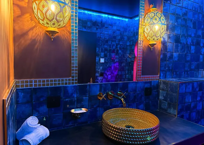 Palais Des 1001 Nuits Avec Jacuzzi Privatif *